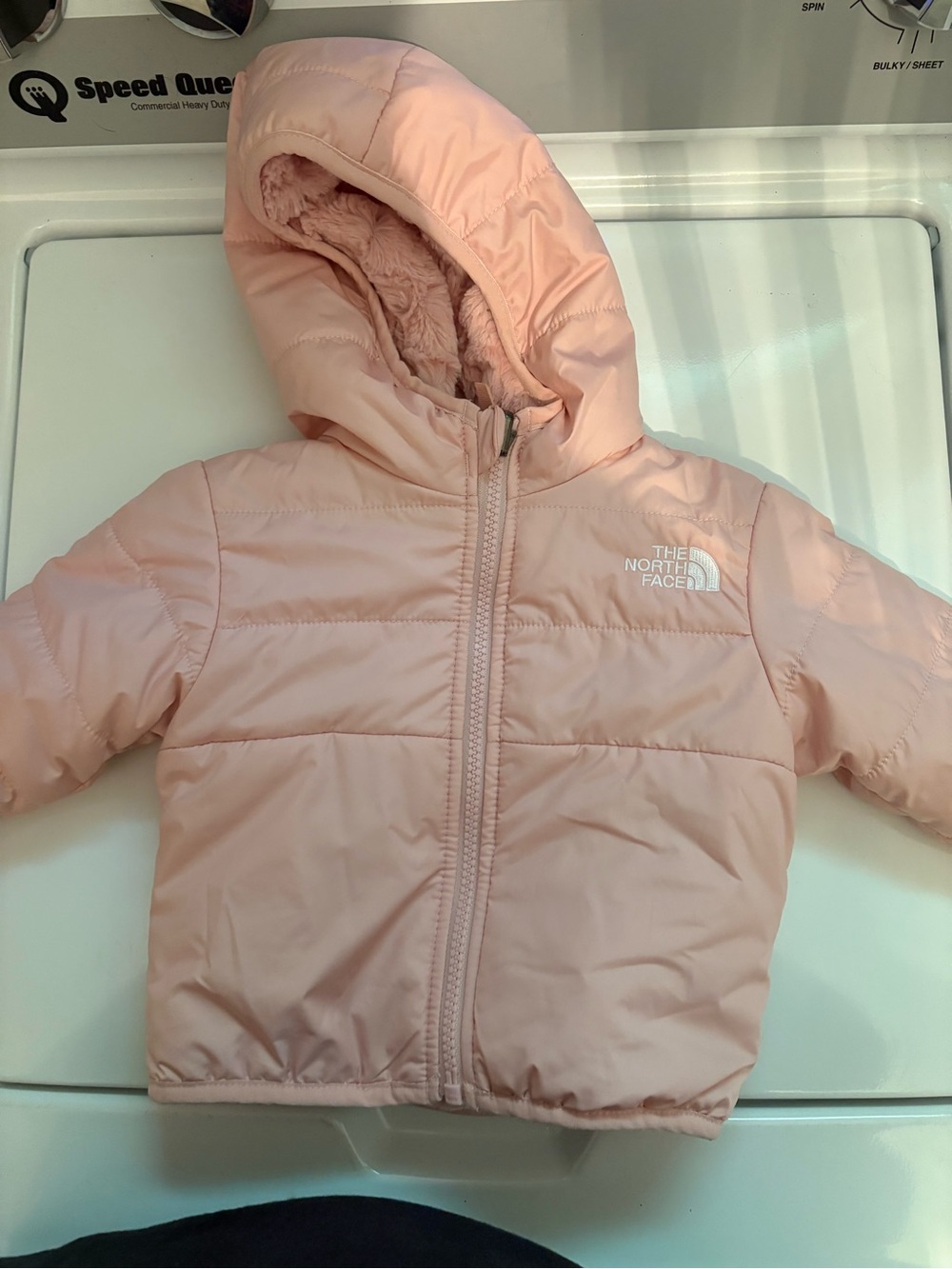 The North Face Toddler Hooded Puffer Jacket in Light Pink